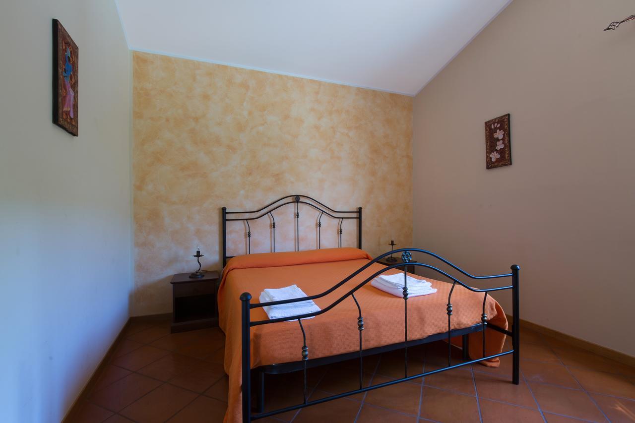Turismo Rurale Il Sole Villa Sant'Angelo di Brolo ภายนอก รูปภาพ