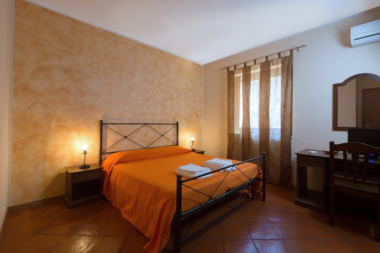 Turismo Rurale Il Sole Villa Sant'Angelo di Brolo ภายนอก รูปภาพ